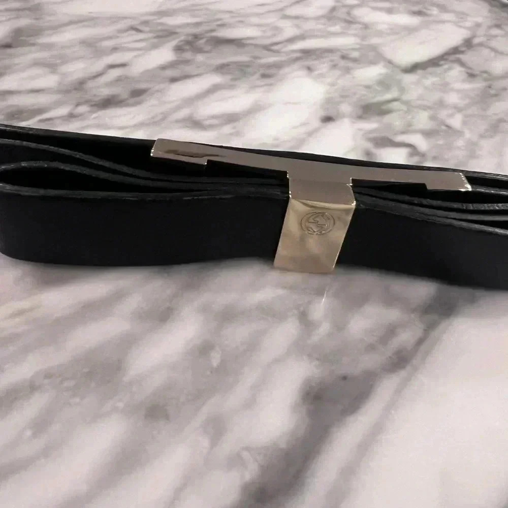 Authentic Gucci Black Bow Belt - 17 Inches - Picture 4 of 5